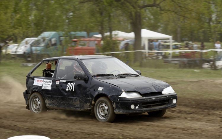 Obernyik Pál és a keceli autocross