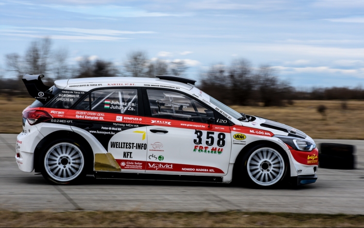 Rally: Szeretnénk dobogóra állni!